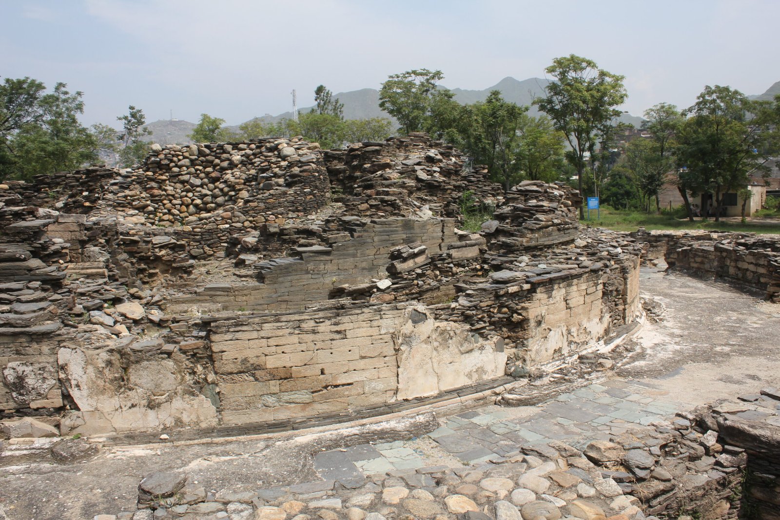 General_View_of_the_main_Butkara-I_Stupa